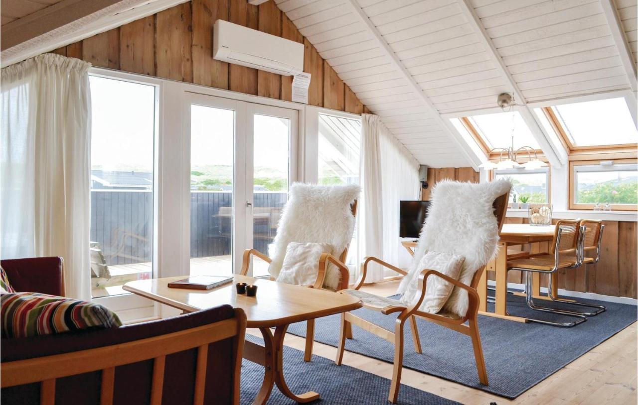 2 Bedroom Beautiful Home In Hvide Sande Bjerregård Extérieur photo